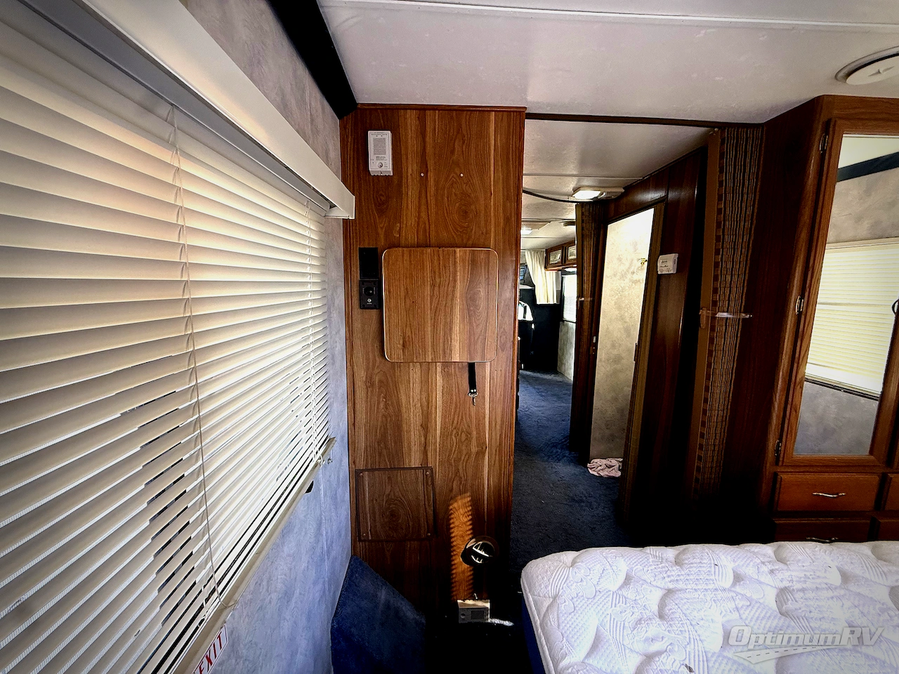 1994 Coachmen Leprechaun 28 Photo 19