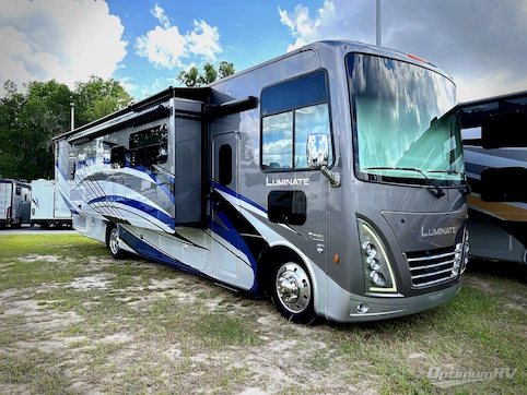 Used 2023 Thor Luminate CC35 Featured Photo
