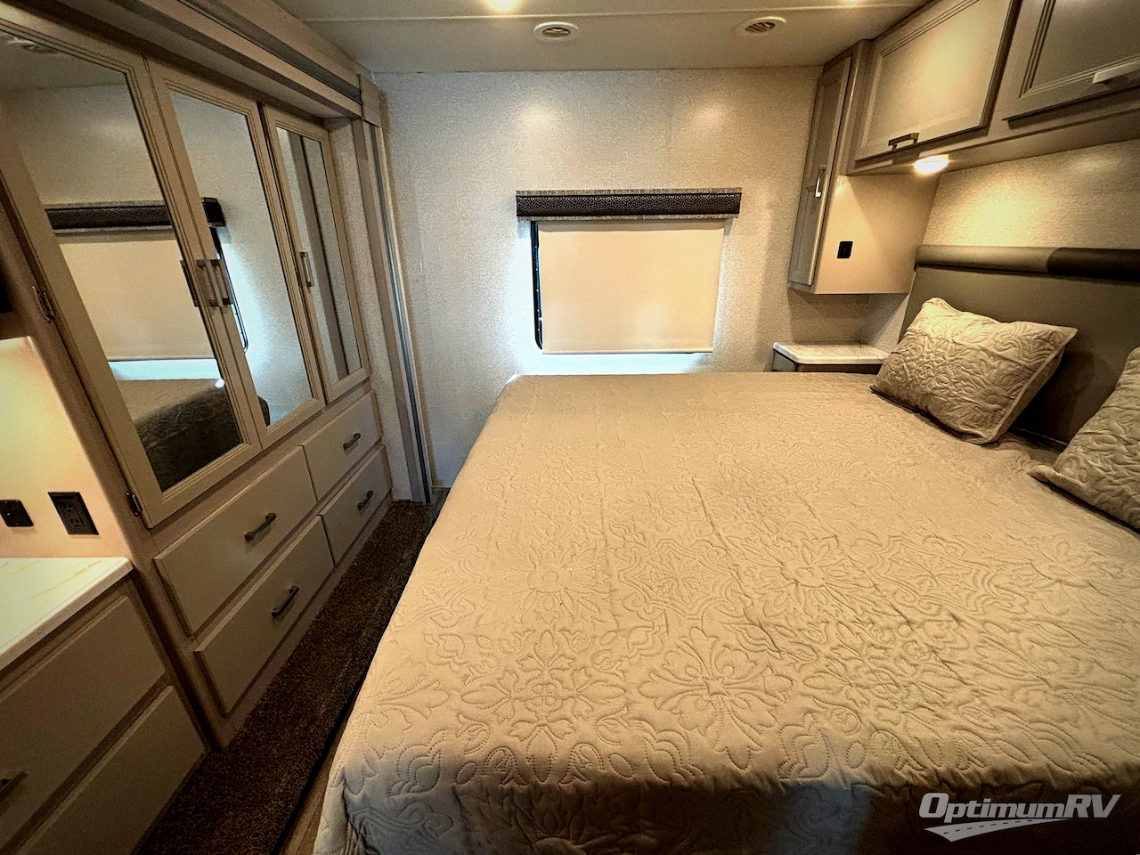 2023 Thor Luminate CC35 Photo 18