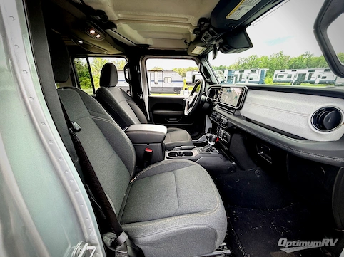 2024 Jeep Wrangler Sahara RV Floorplan Photo