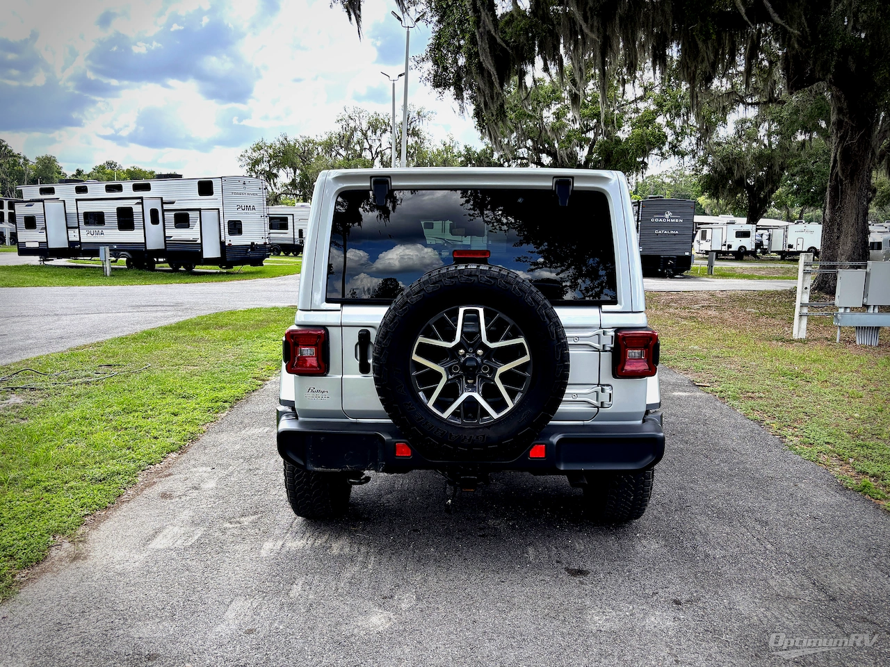 2024 Jeep Wrangler Sahara Photo 4