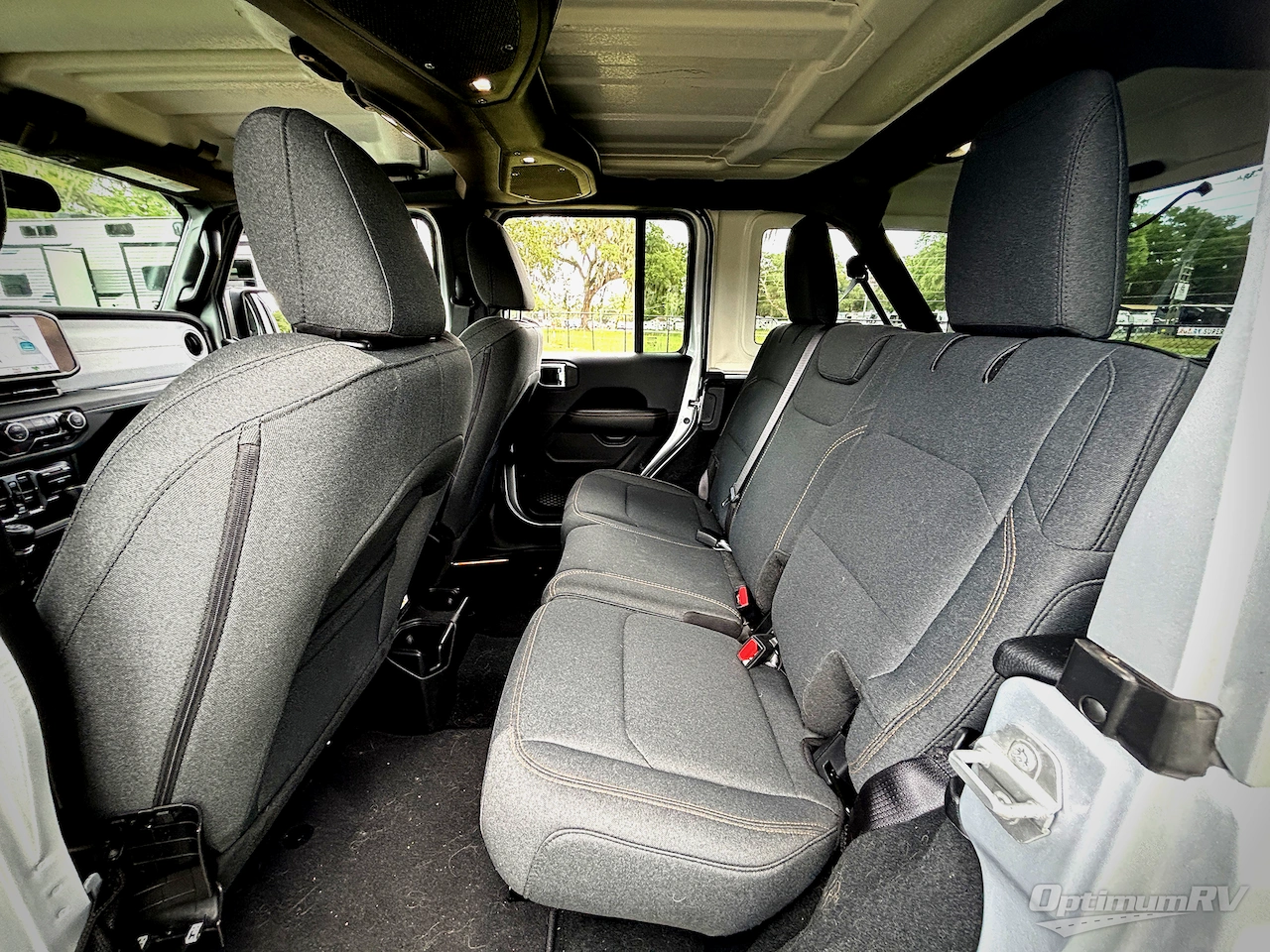 2024 Jeep Wrangler Sahara Photo 12