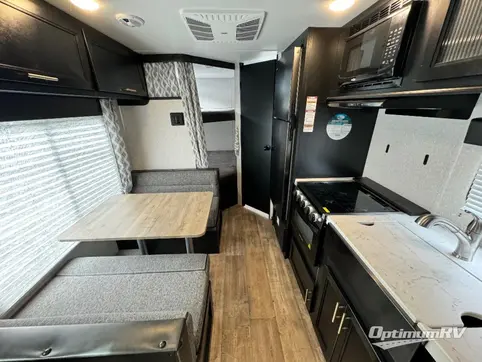 2022 Forest River Cherokee Grey Wolf 26DJSE RV Photo 4