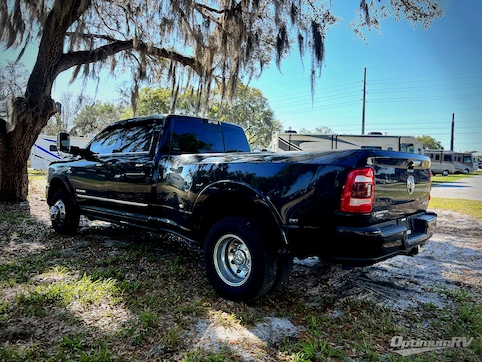 2021 Dodge RAM 3500 RV Photo 2