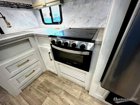 2022 Dutchmen Astoria 3203BH RV Photo 3