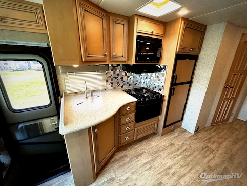 2018 Newmar Bay Star Sport 2903 RV Photo 3