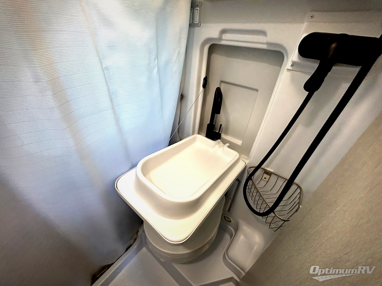 2025 Thor Dazzle 2LB Photo 19