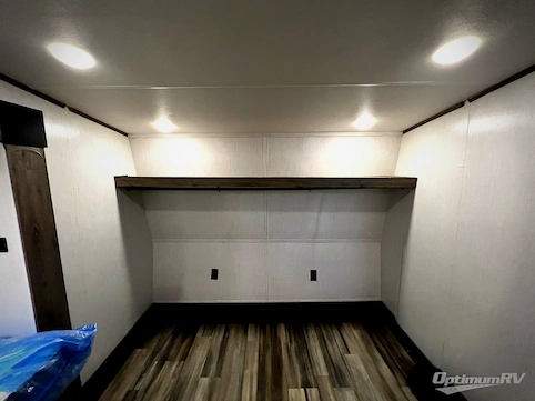 2022 Heartland Milestone 386BH RV Photo 4