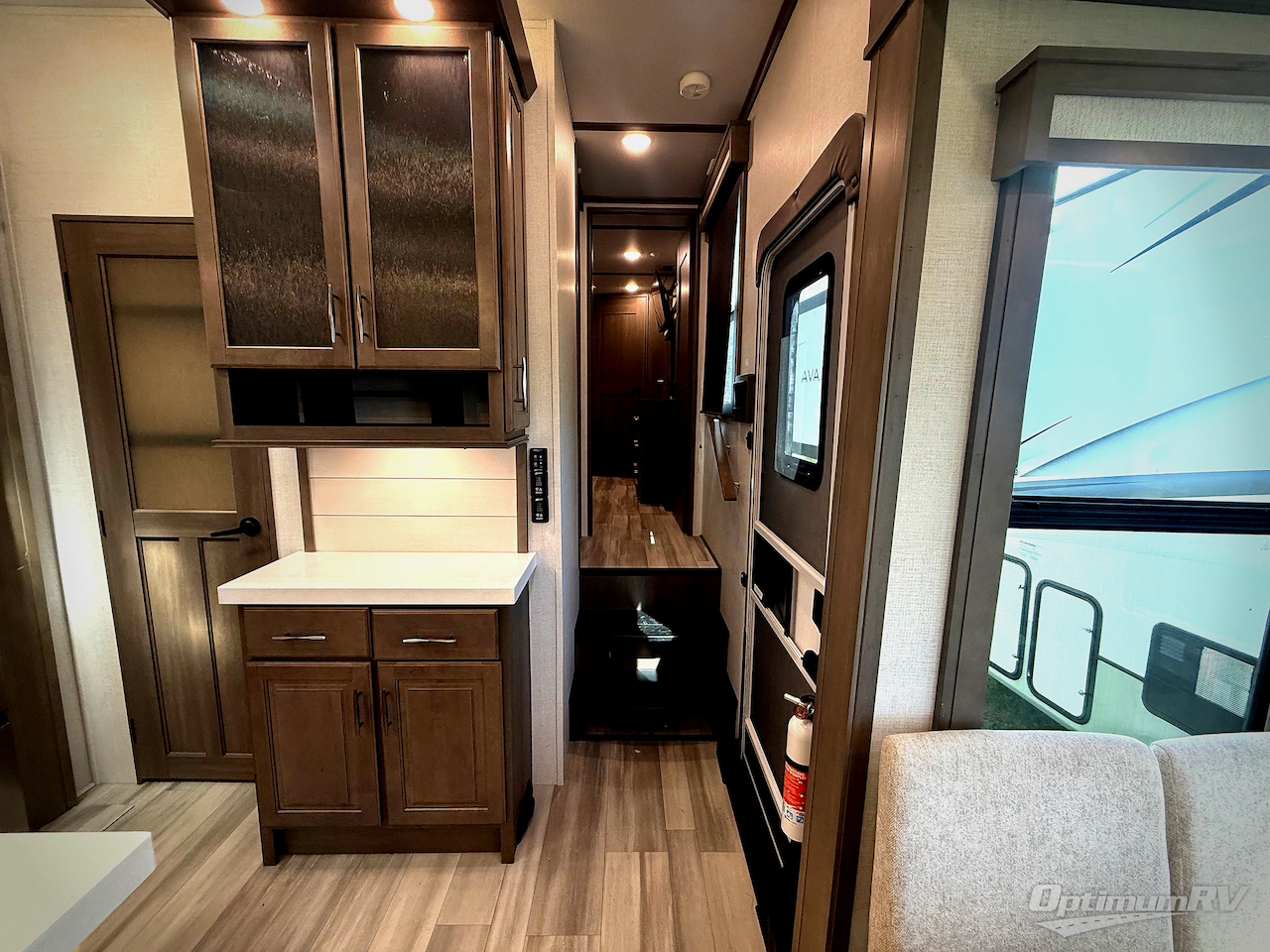 2023 Grand Design Solitude 391DL Photo 18