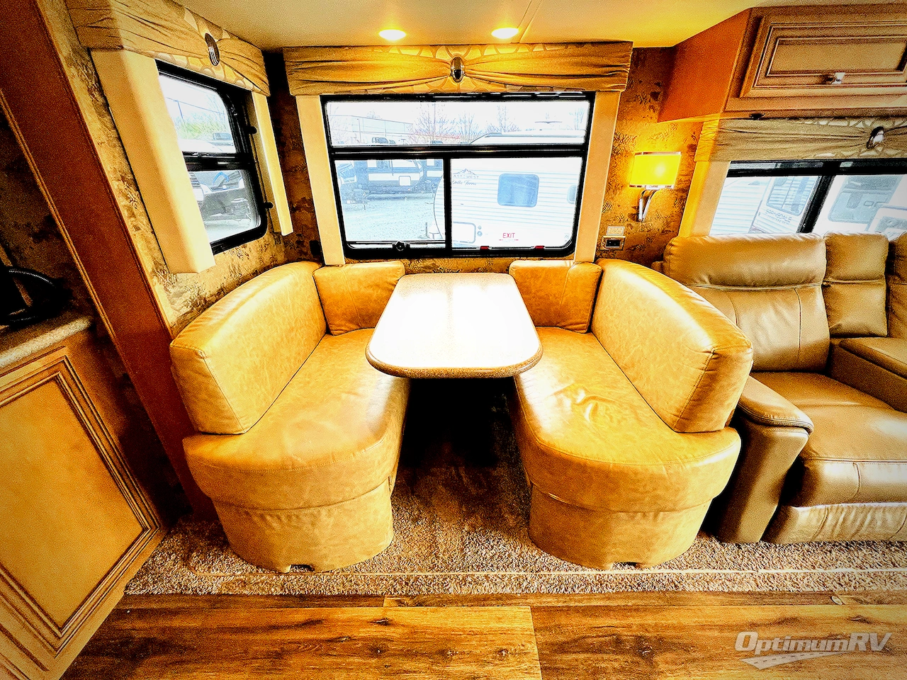 2017 Newmar Bay Star 3306 Photo 11