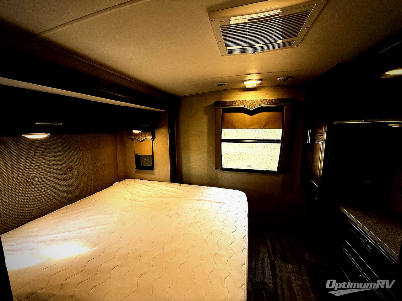 2017 Forest River Georgetown 5 Series 31R5 Photo 12