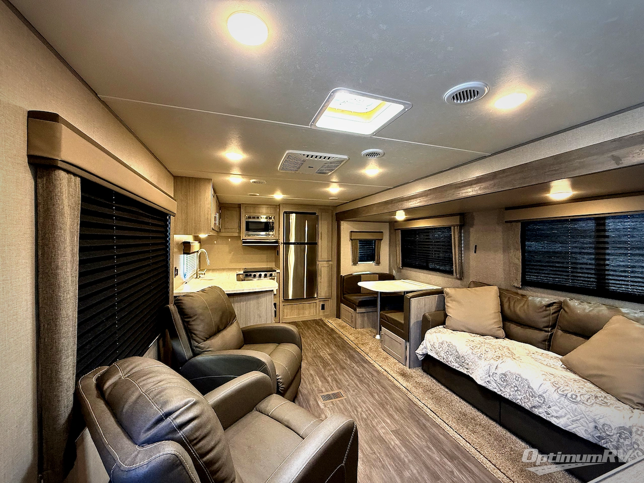 2022 Forest River Aurora 31KDS Photo 4