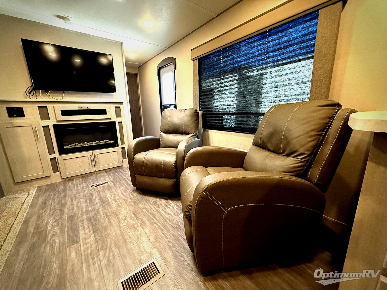 2022 Forest River Aurora 31KDS Photo 13