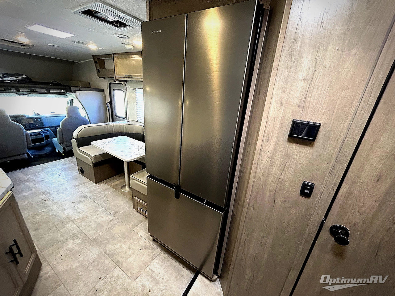 2023 Coachmen Freelander 31FS Photo 14