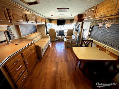 1999 Fleetwood Pace Arrow 36Z RV Photo 2