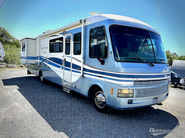 1999 Fleetwood Pace Arrow 36Z RV Photo 1
