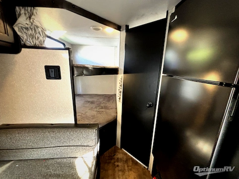 2022 Forest River Cherokee Grey Wolf 26DJSE RV Photo 4