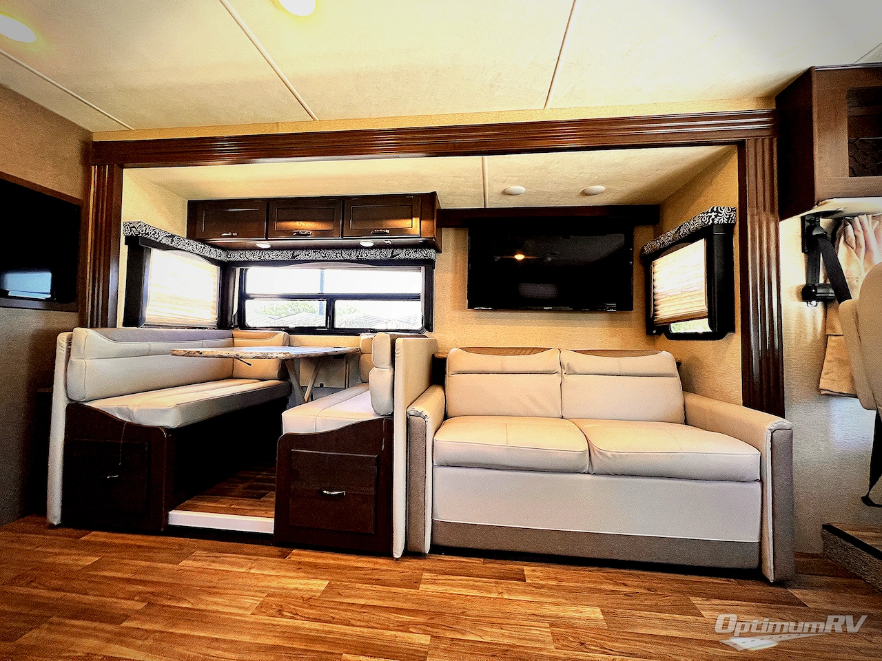 2019 Thor ACE 33.1 Photo 8