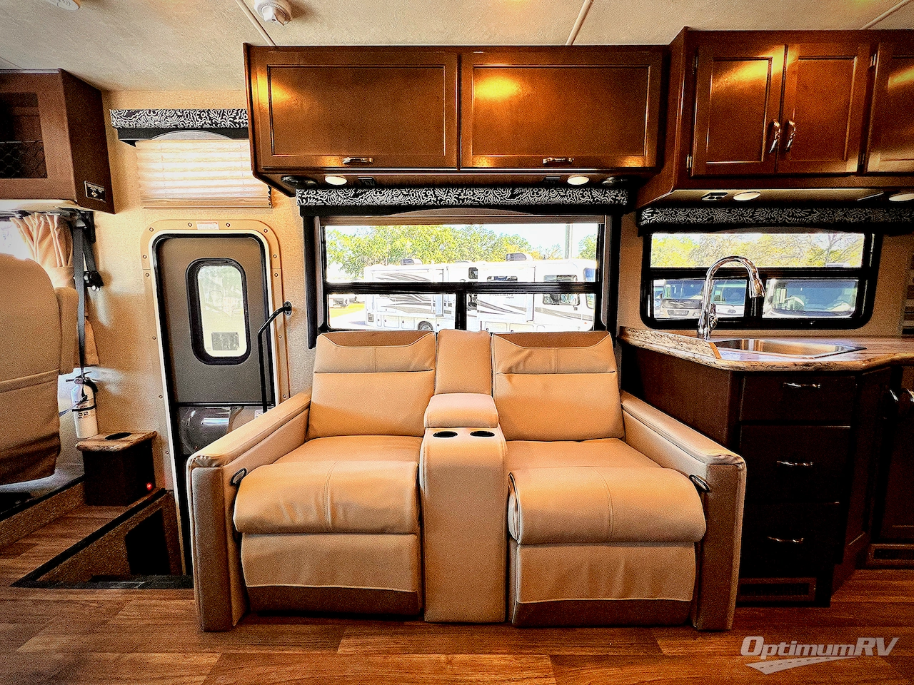 2019 Thor ACE 33.1 Photo 11