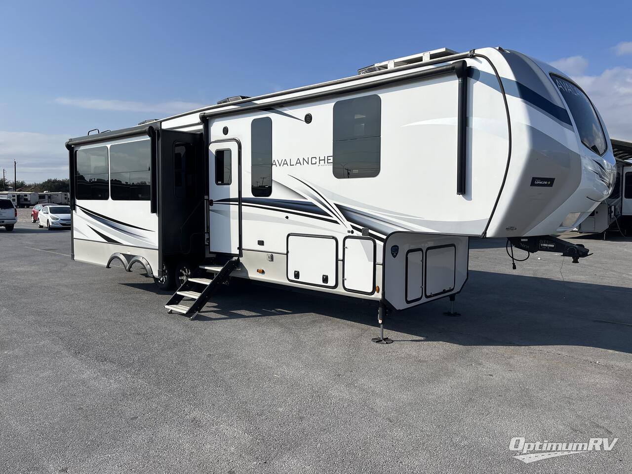 SOLD! - Used 2022 Keystone Avalanche 312RS Fifth Wheel at Optimum