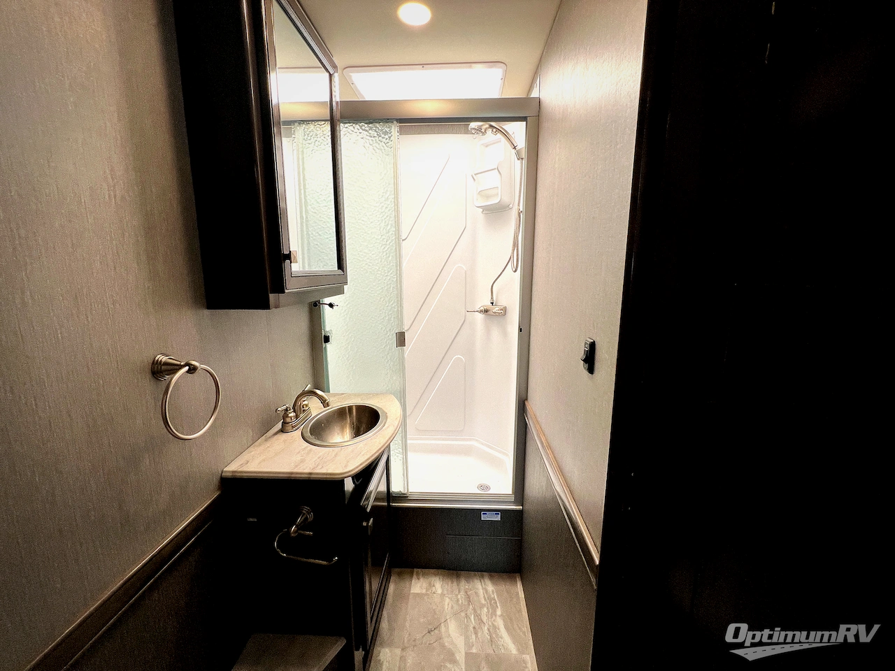 2021 Fleetwood Flair 28A Photo 20