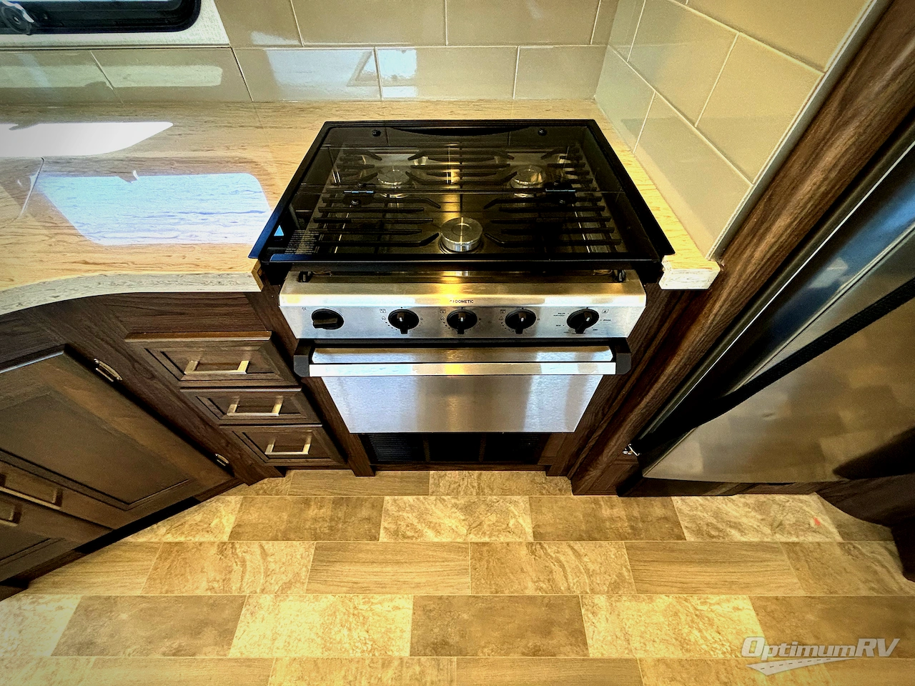 2021 Coachmen Mirada 32SS Photo 10