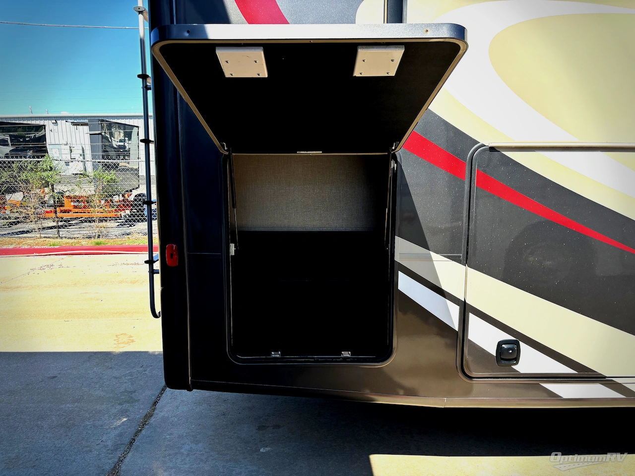 2021 Coachmen Mirada 32SS Photo 18