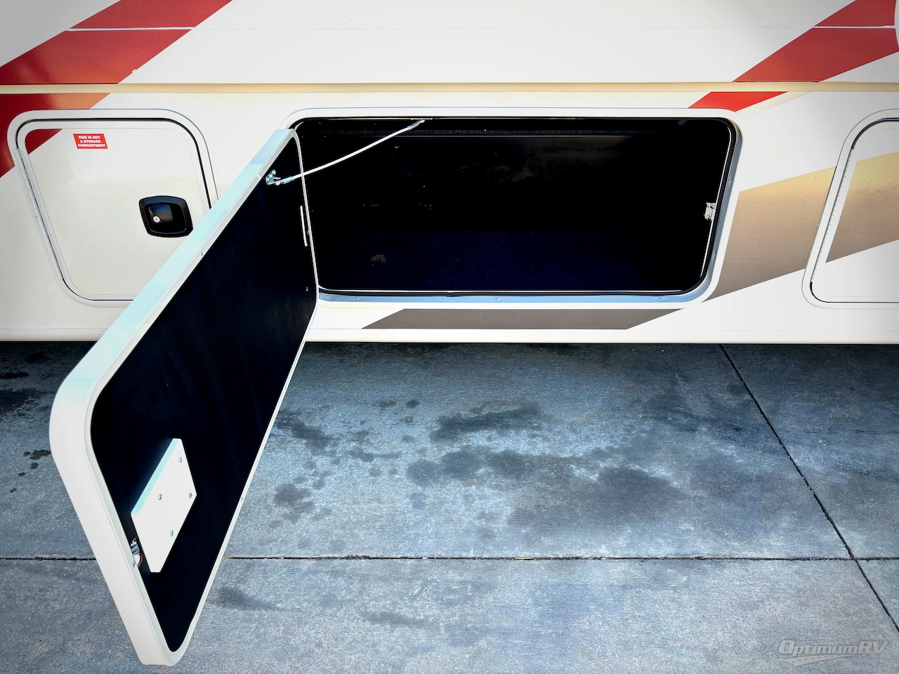 2021 Coachmen Mirada 32SS Photo 20