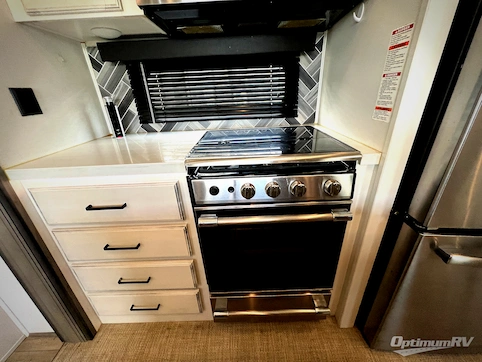 2022 Keystone Montana 3761FL RV Photo 3