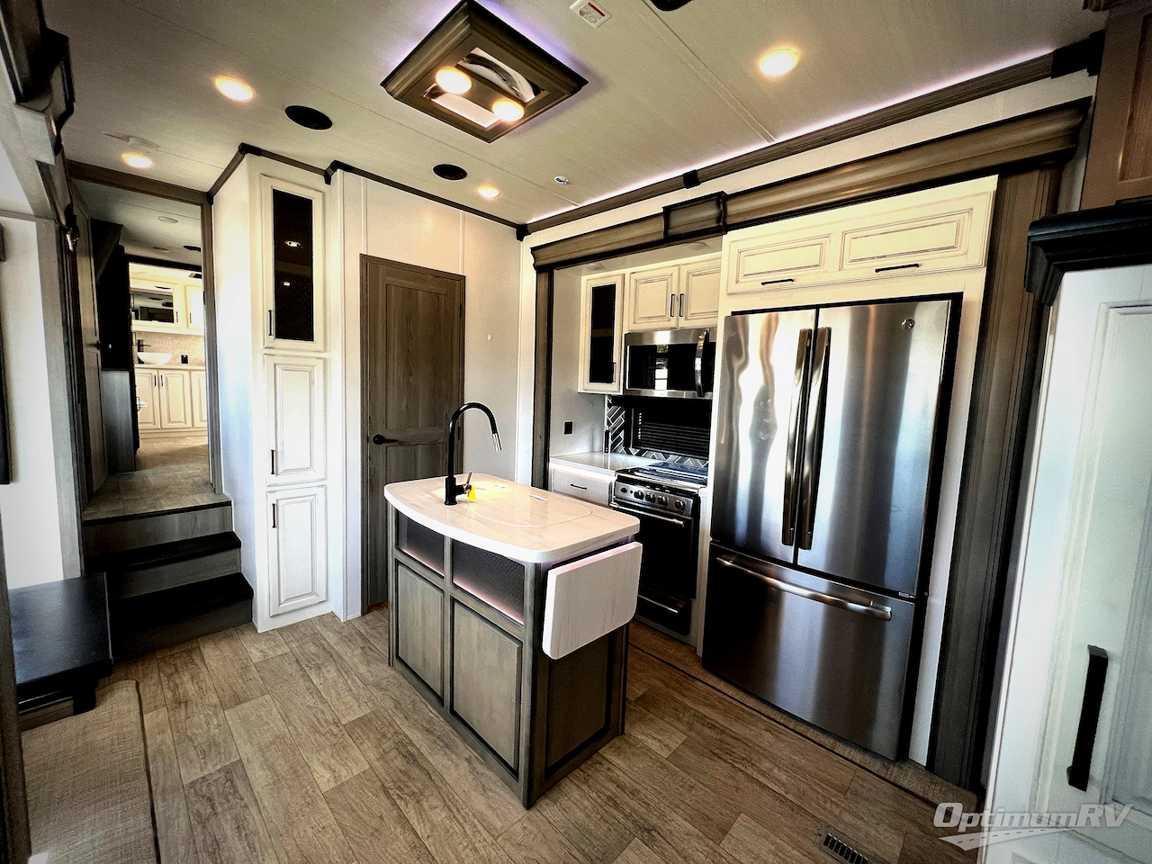 2022 Keystone Montana 3761FL Photo 12