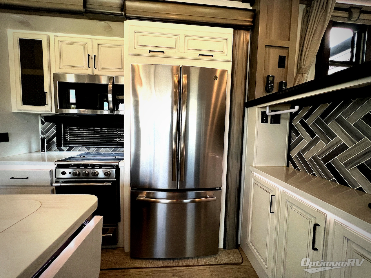 2022 Keystone Montana 3761FL Photo 19