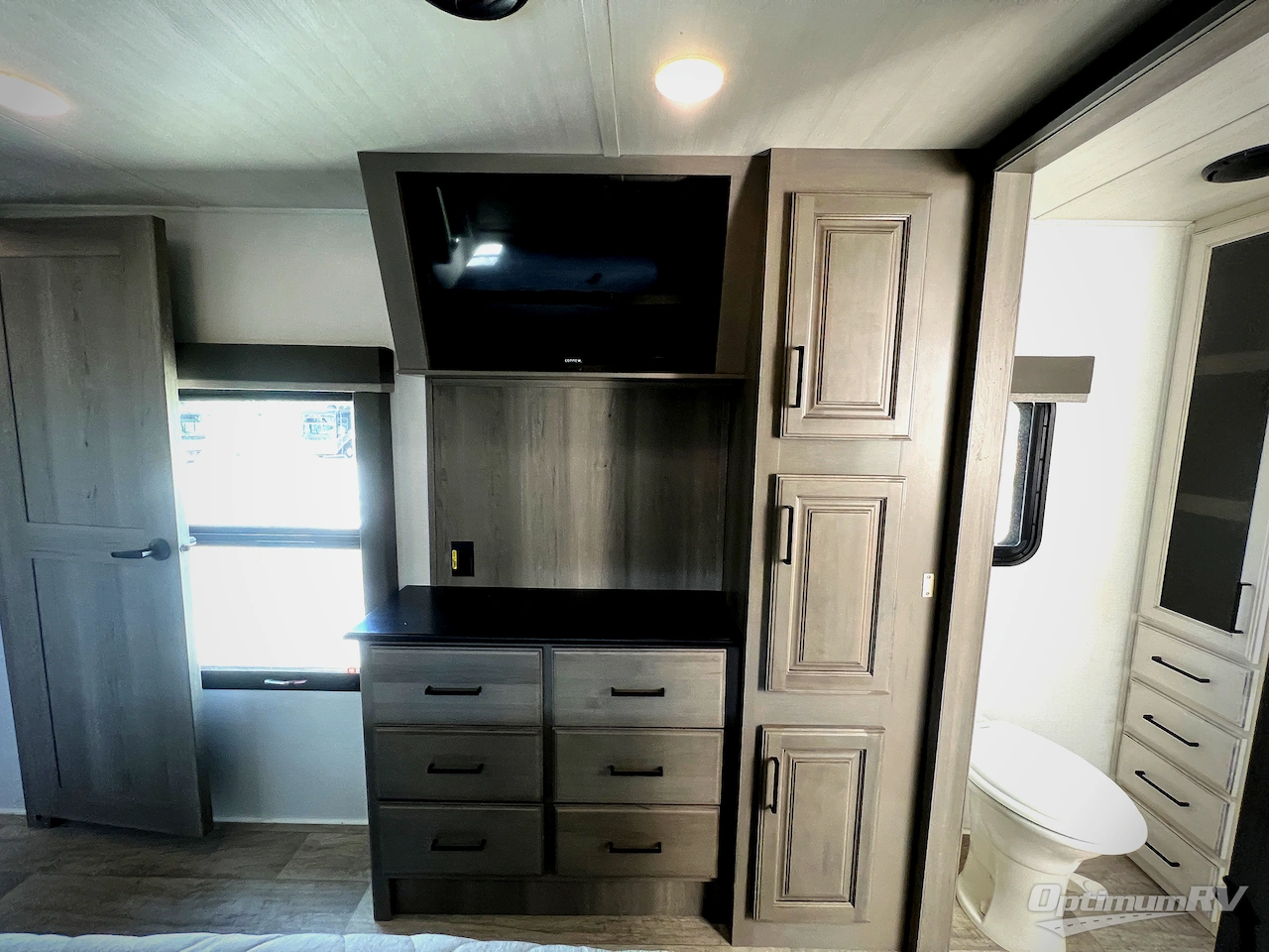 2022 Keystone Montana 3761FL Photo 24