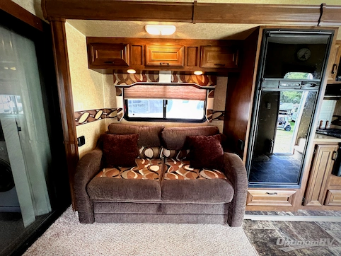 2012 KZ Inferno 3710T RV Photo 2