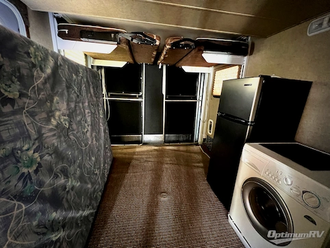 2012 KZ Inferno 3710T RV Photo 3