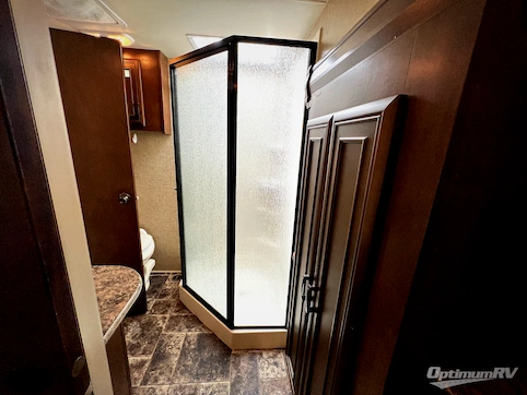 2012 KZ Inferno 3710T RV Photo 4