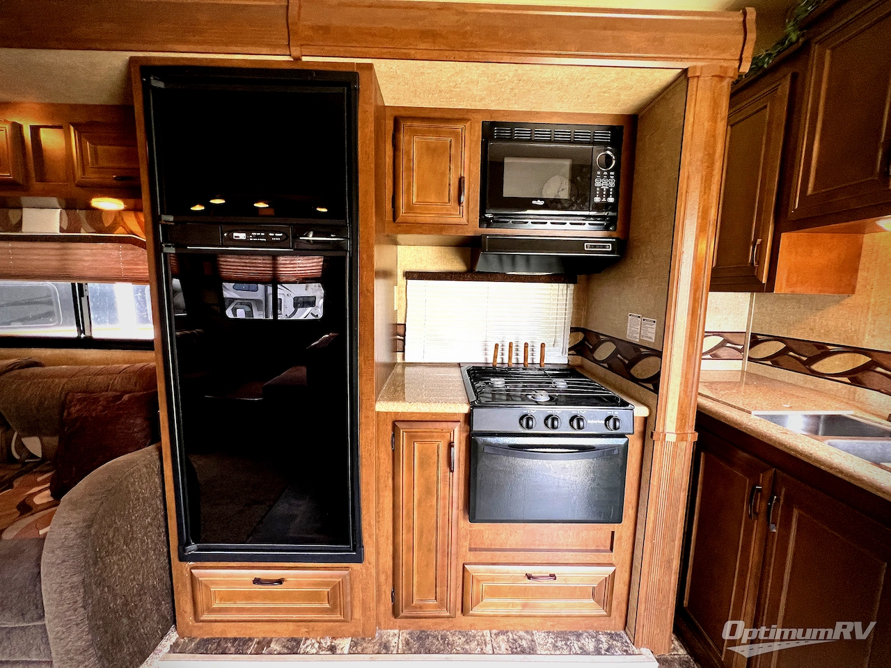 2012 KZ Inferno 3710T Photo 8