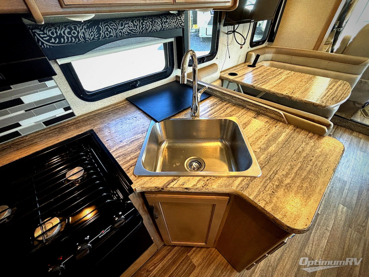 2018 Thor ACE 30.2 Photo 9