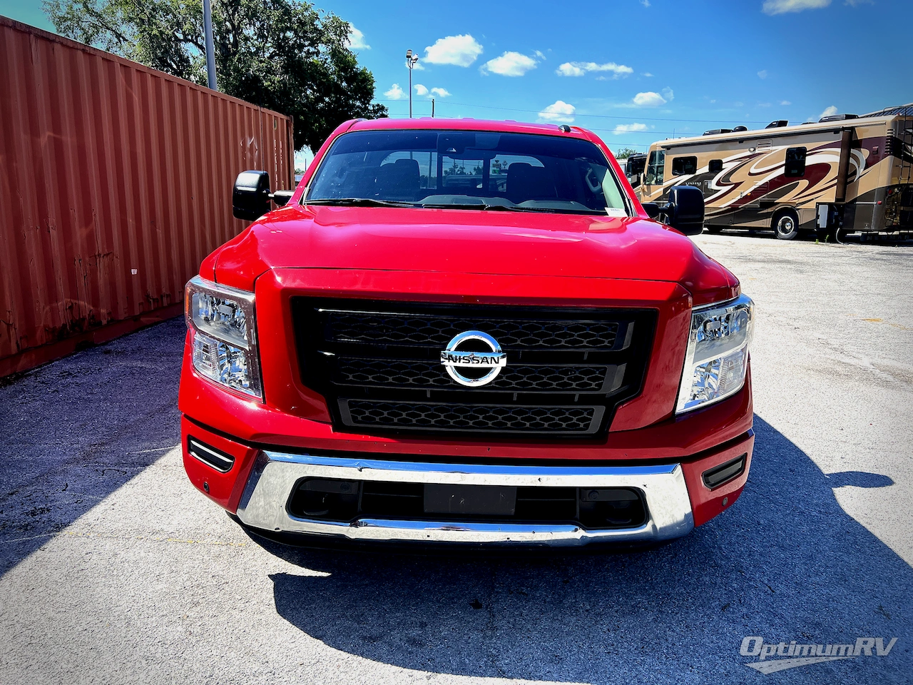 2021 Nissan Nissan Titan Photo 2