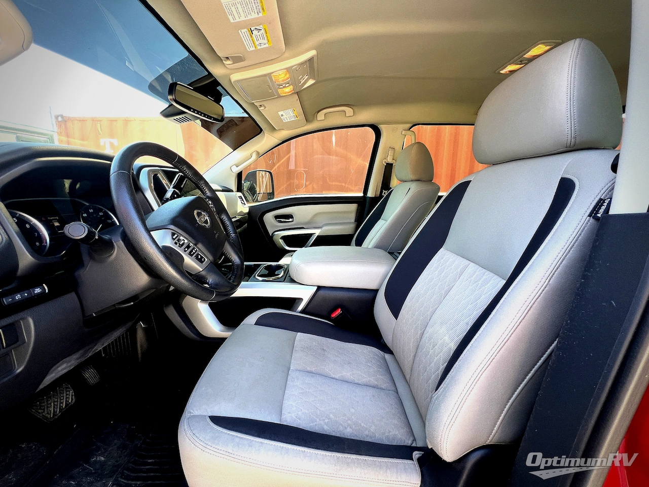 2021 Nissan Nissan Titan Photo 10