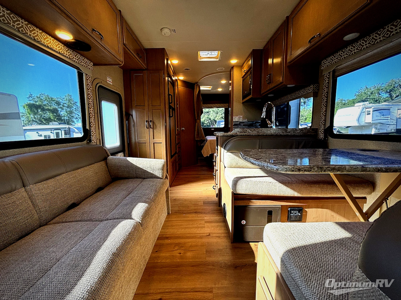 2019 Thor FREEDOM ELITE 26HE Photo 4