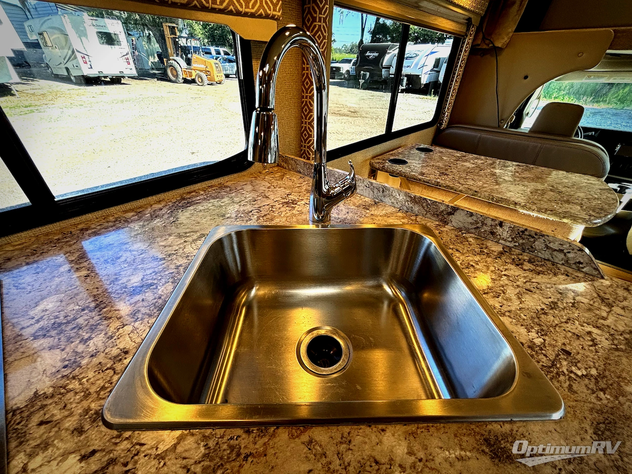 2019 Thor FREEDOM ELITE 26HE Photo 11