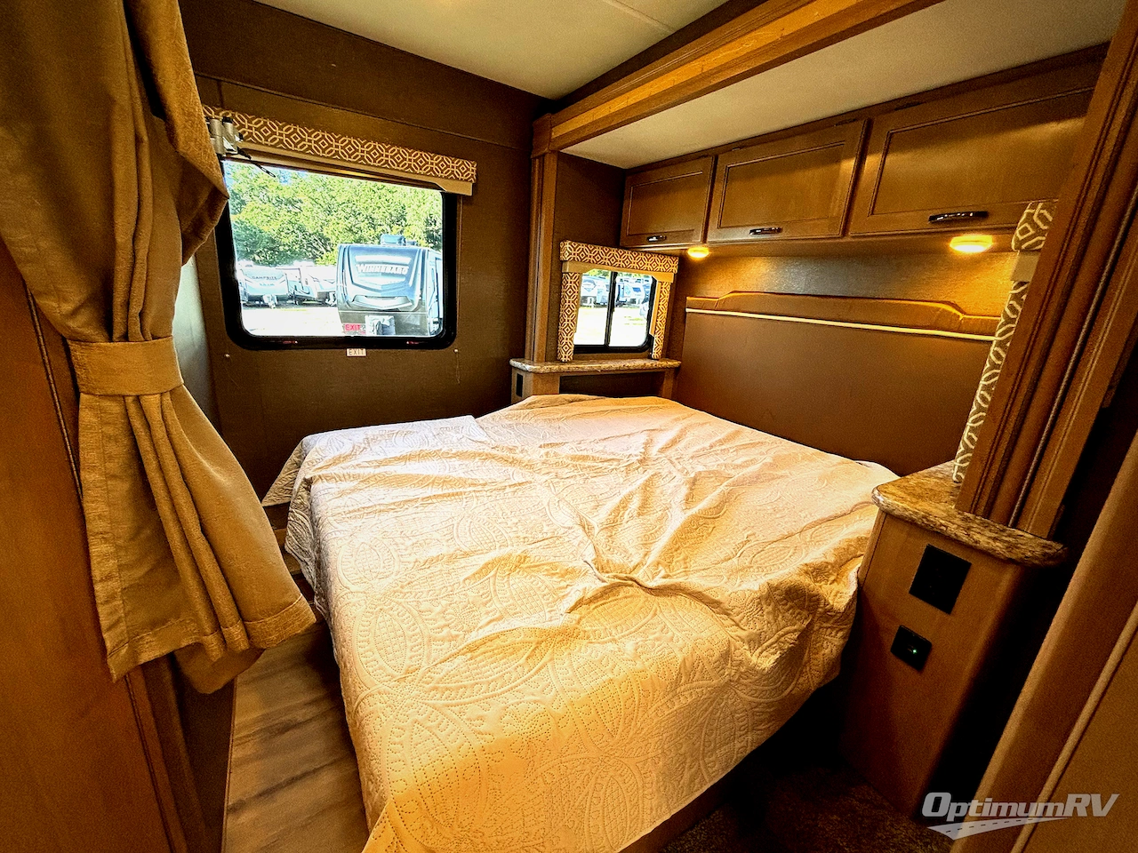2019 Thor FREEDOM ELITE 26HE Photo 13