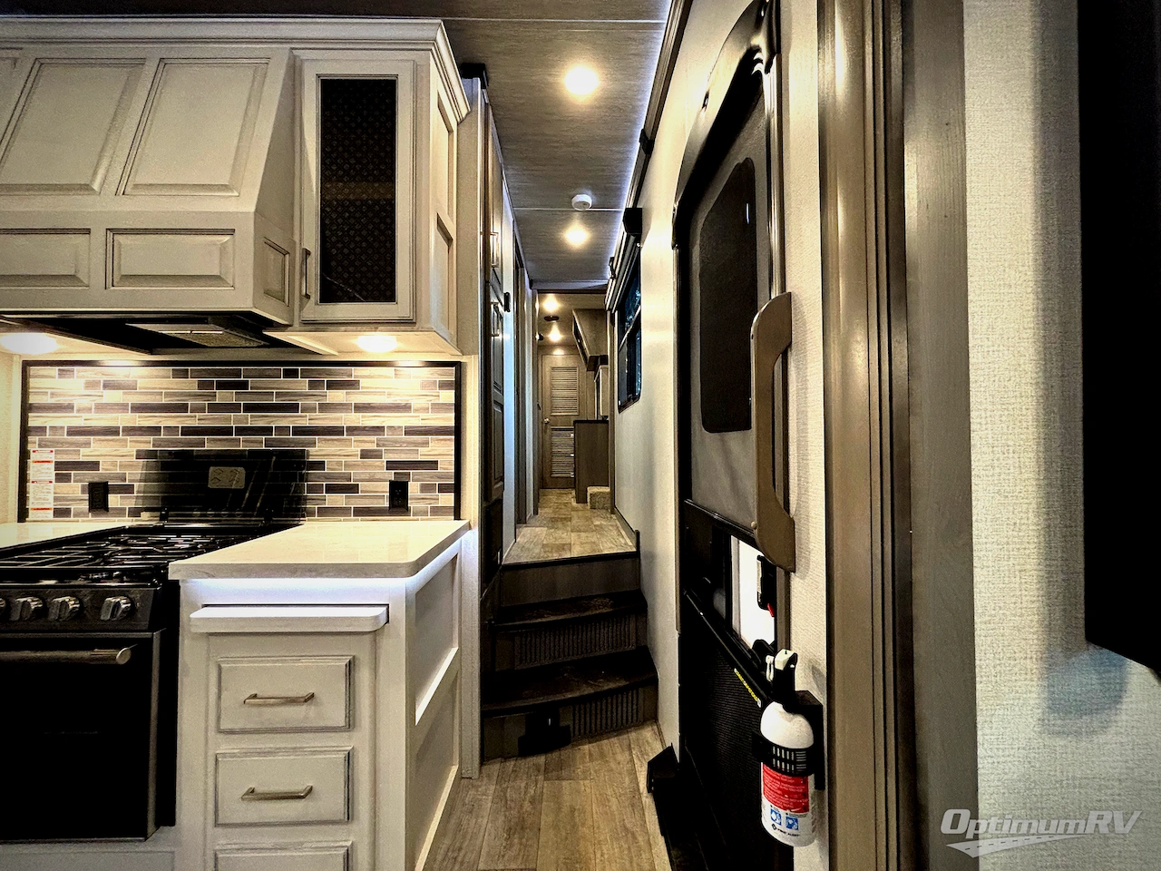 2021 Keystone Montana 3231CK Photo 6