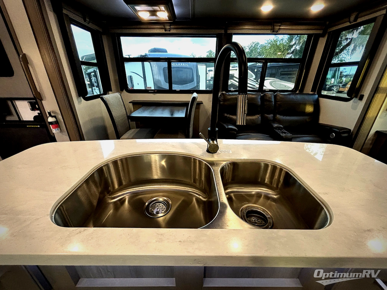 2021 Keystone Montana 3231CK Photo 16