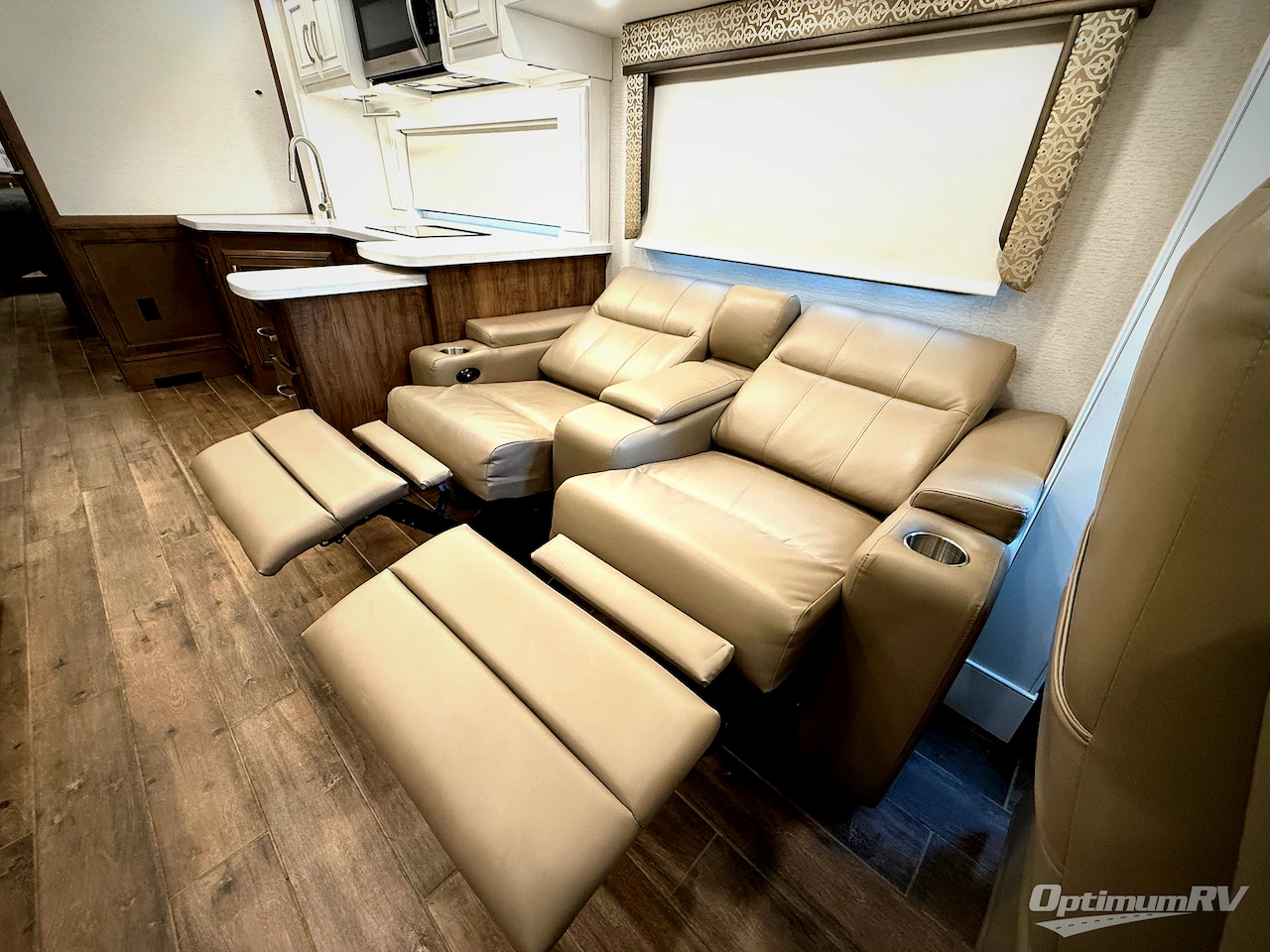 2022 Jayco Embark 39BH Photo 9