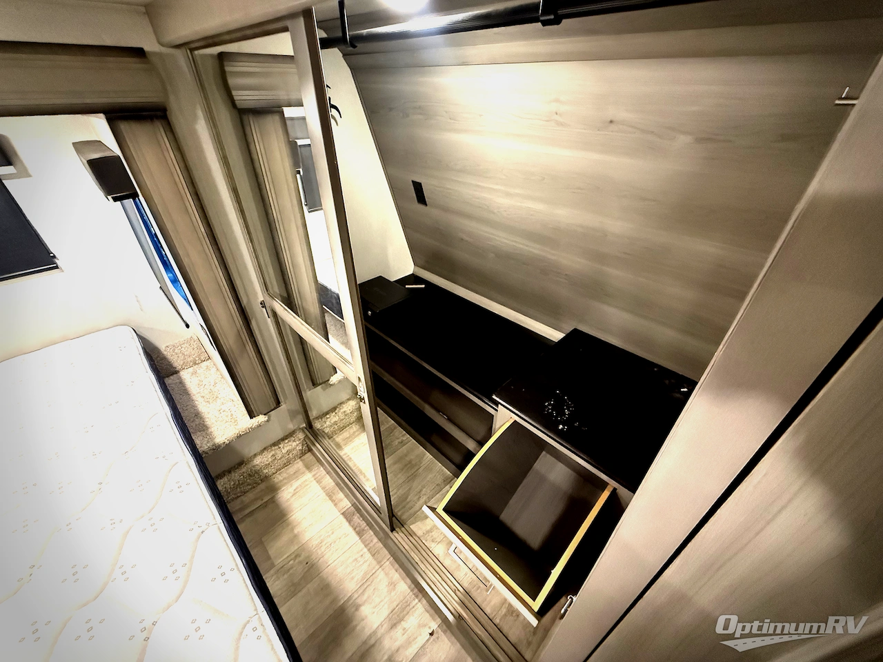 2021 Keystone Montana 3120RL Photo 24