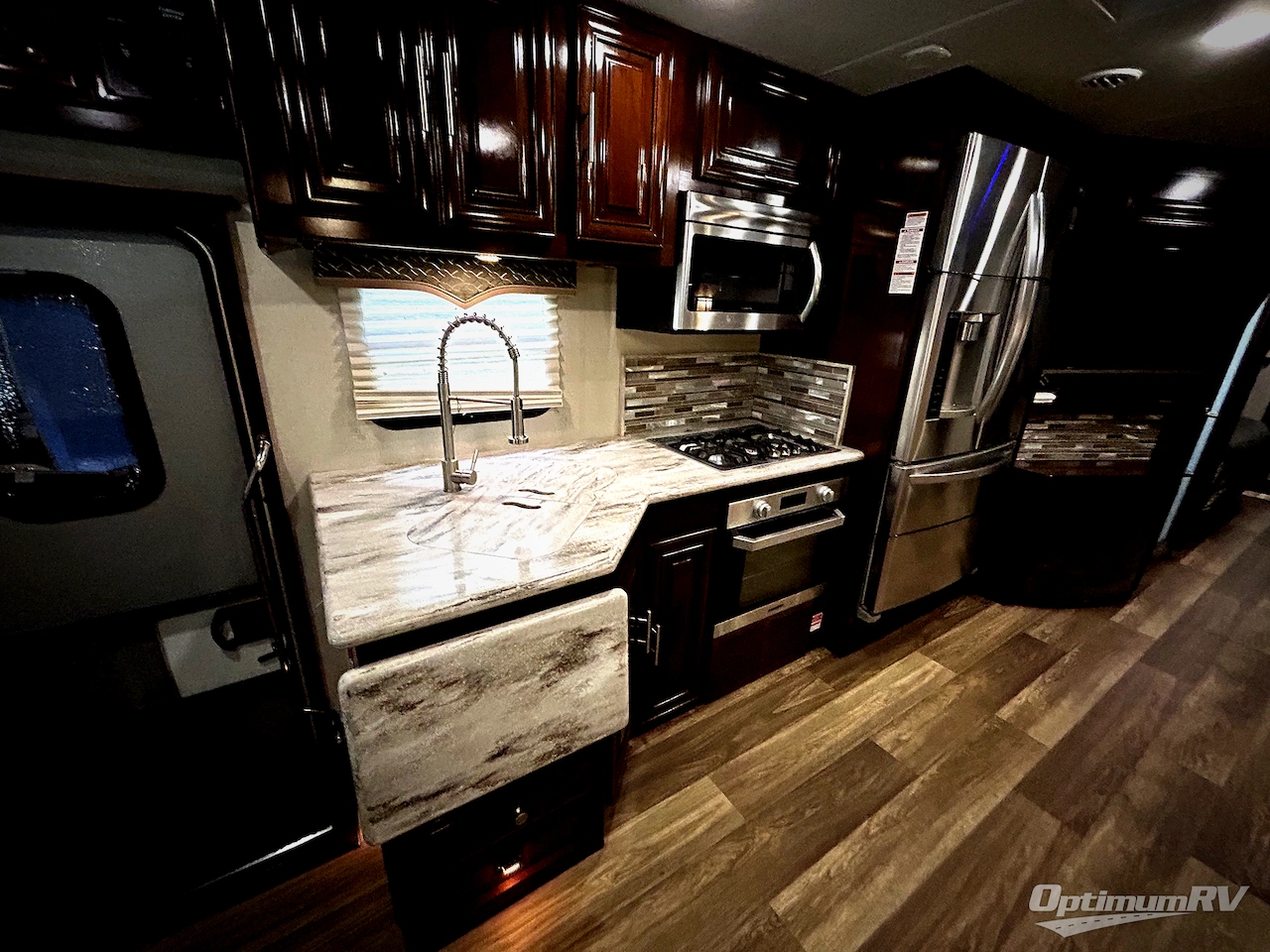 2019 Forest River Georgetown XL 369DS Photo 10