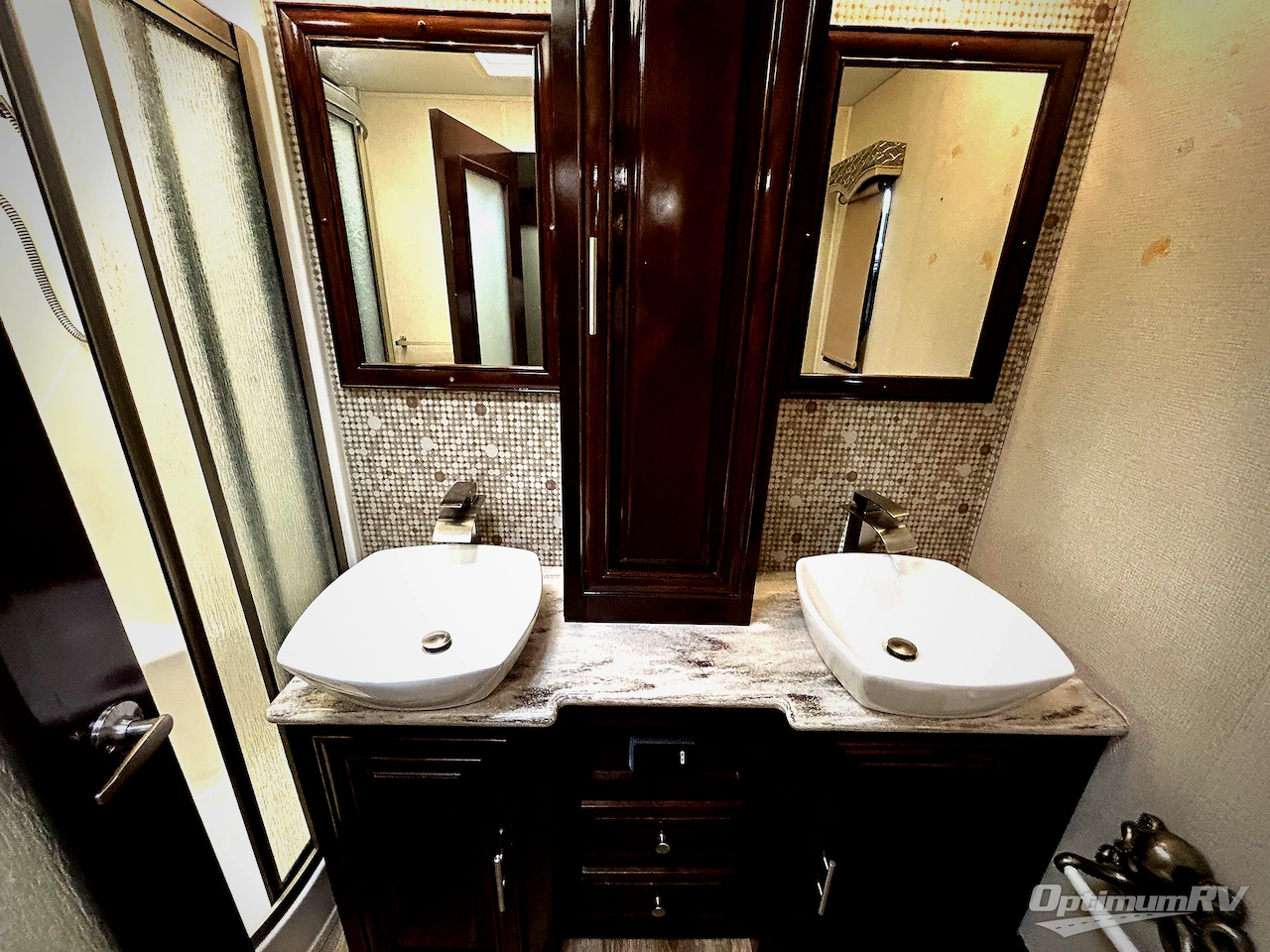 2019 Forest River Georgetown XL 369DS Photo 19