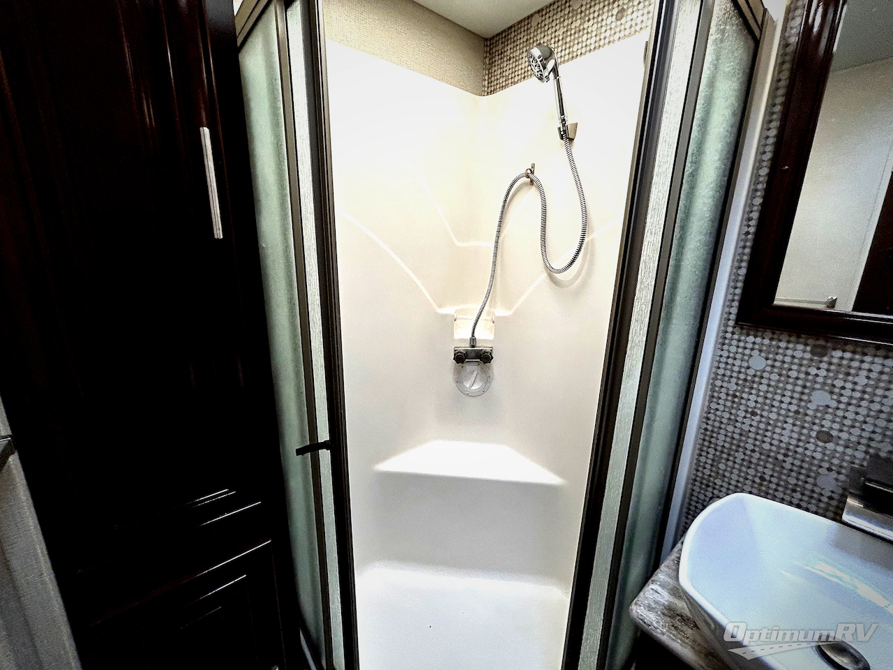 2019 Forest River Georgetown XL 369DS Photo 20