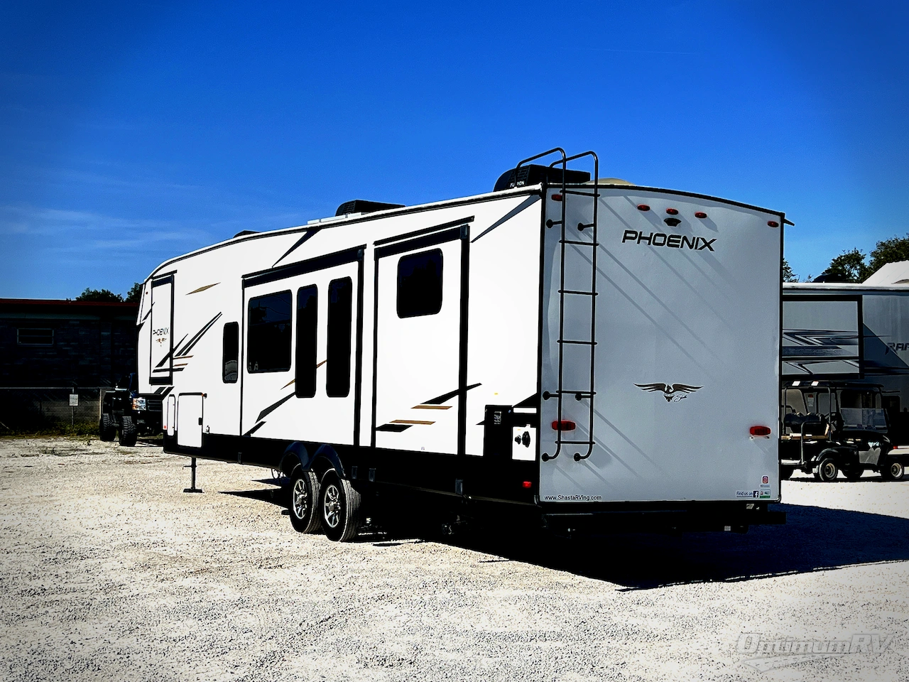 2023 Shasta Phoenix 367BH Photo 3
